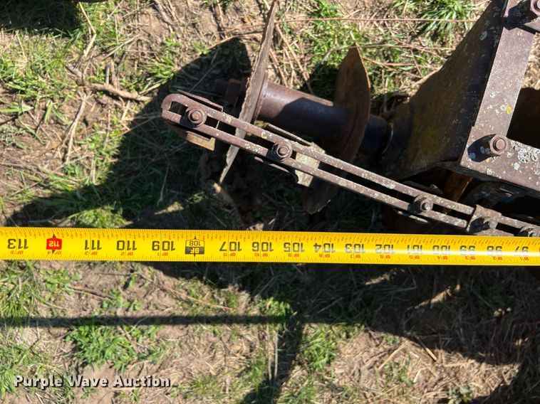 image for item MY9642 (2) pieces of tillage equipment