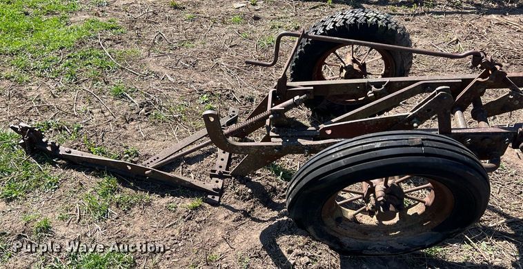 image for item MY9642 (2) pieces of tillage equipment