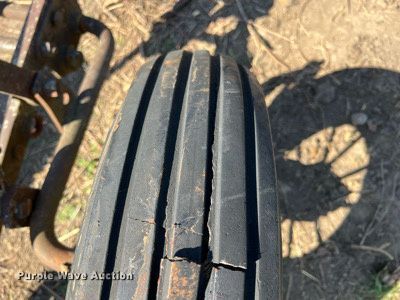 image for item MY9642 (2) pieces of tillage equipment