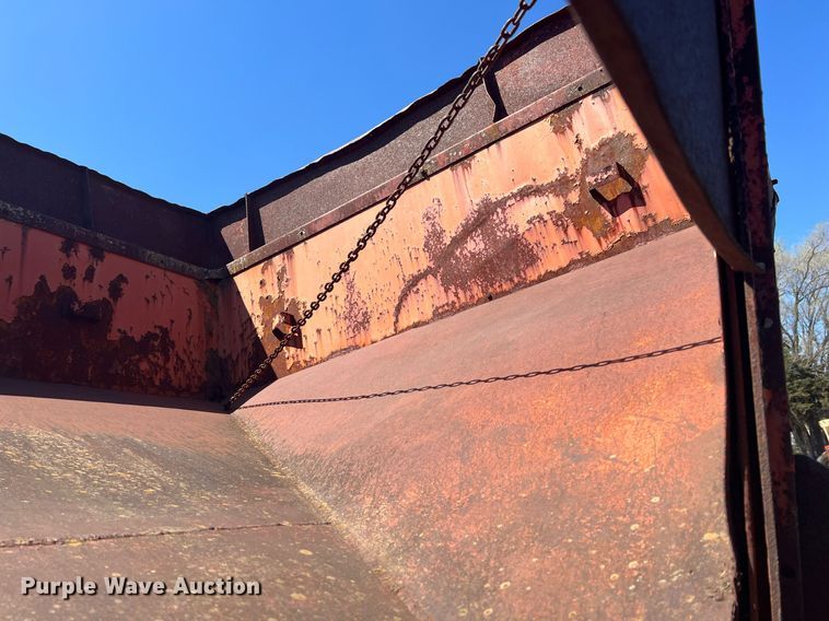 image for item MY9643 Kasten 100  gravity wagon