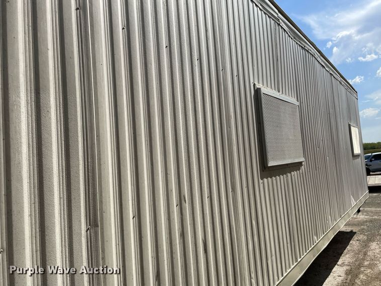 image for item DK7412 1996 Whitley  jobsite trailer