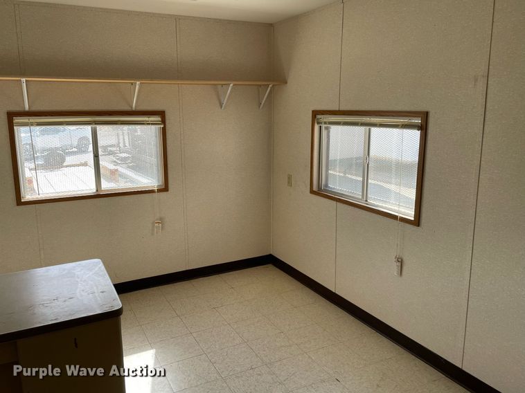 image for item DK7412 1996 Whitley  jobsite trailer