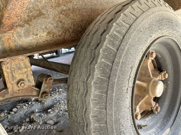 image for item DK7412 1996 Whitley  jobsite trailer