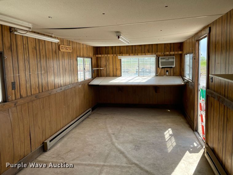 image for item DK7413 1985 Action Mobile Industries 1035  jobsite trailer