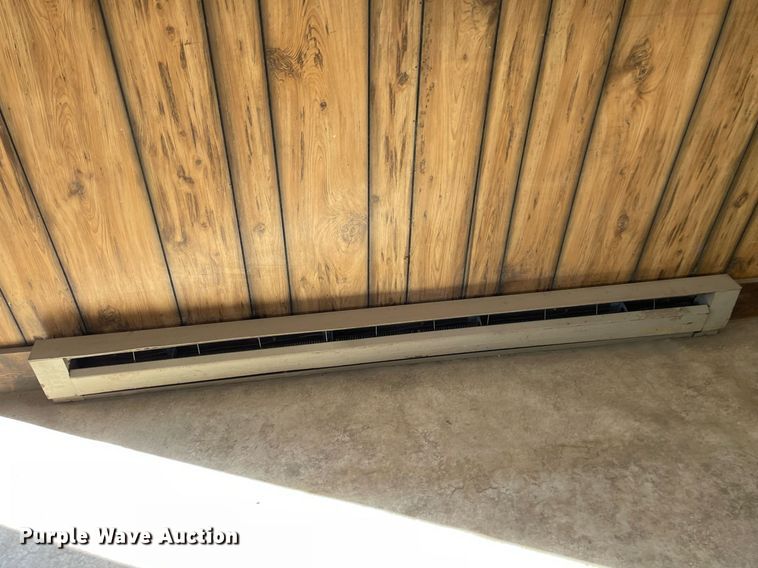 image for item DK7413 1985 Action Mobile Industries 1035  jobsite trailer