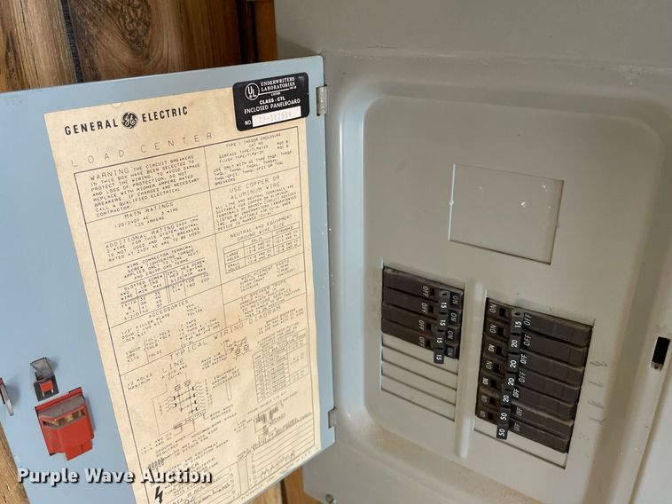 image for item DK7413 1985 Action Mobile Industries 1035  jobsite trailer