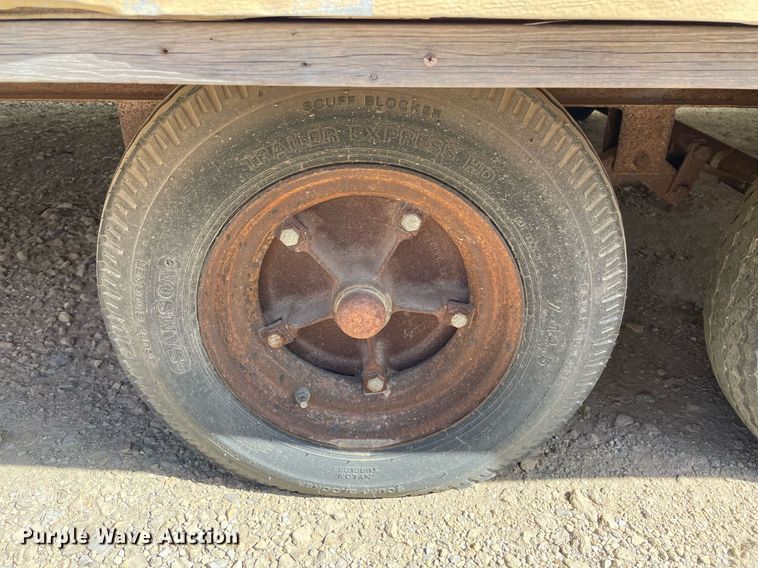 image for item DK7413 1985 Action Mobile Industries 1035  jobsite trailer