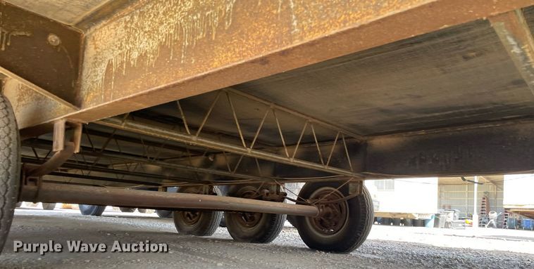 image for item DK7414 2005 Premier Structures Division  jobsite trailer