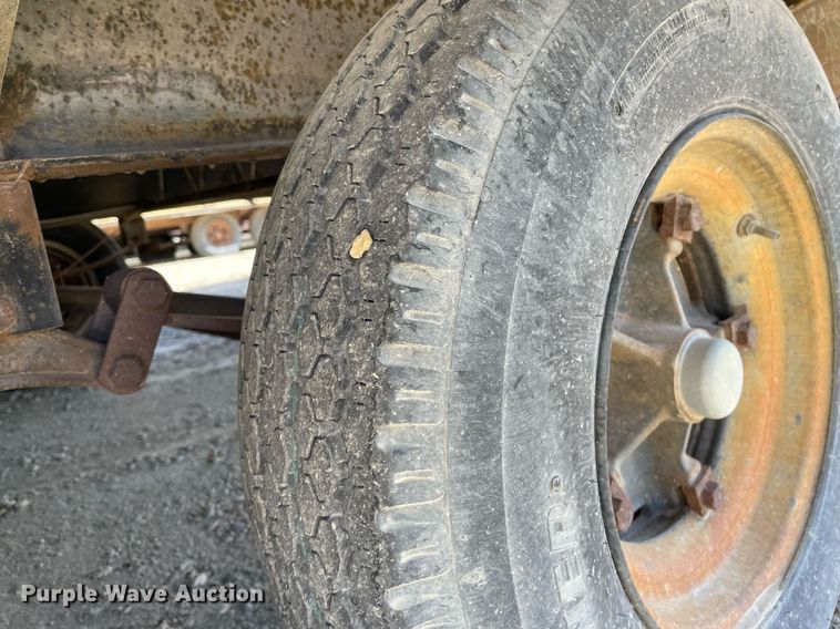 image for item DK7414 2005 Premier Structures Division  jobsite trailer