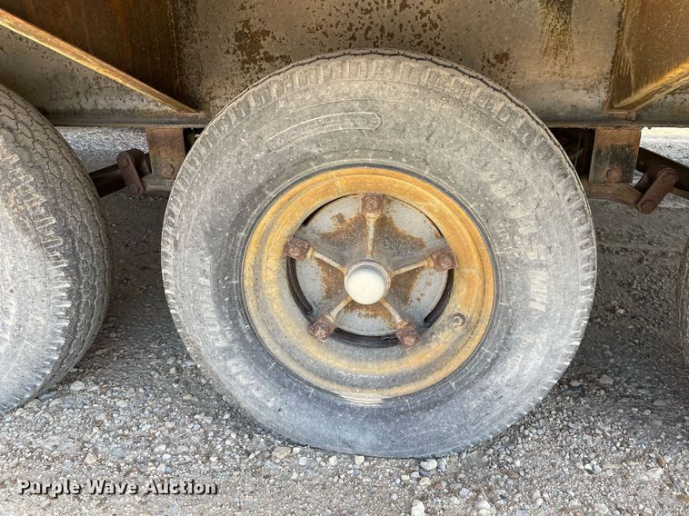 image for item DK7414 2005 Premier Structures Division  jobsite trailer