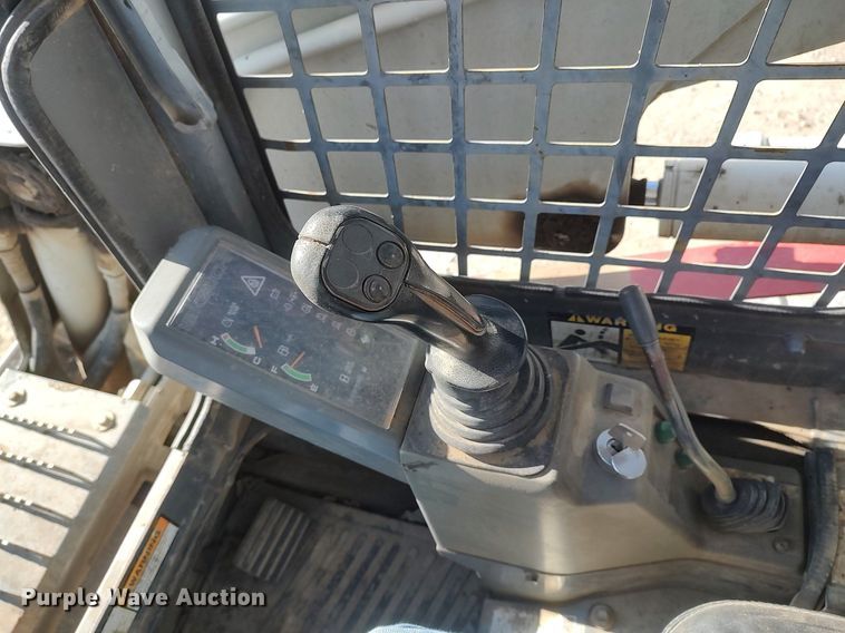 image for item DO3838 2008 Takeuchi TL140  tracked skid steer loader