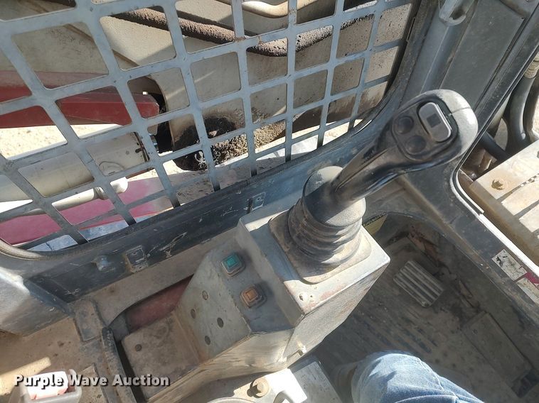 image for item DO3838 2008 Takeuchi TL140  tracked skid steer loader