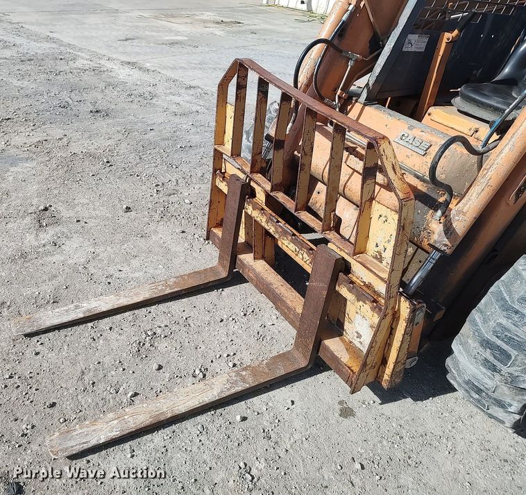 image for item DO3839 1996 Case 1845C  skid steer loader