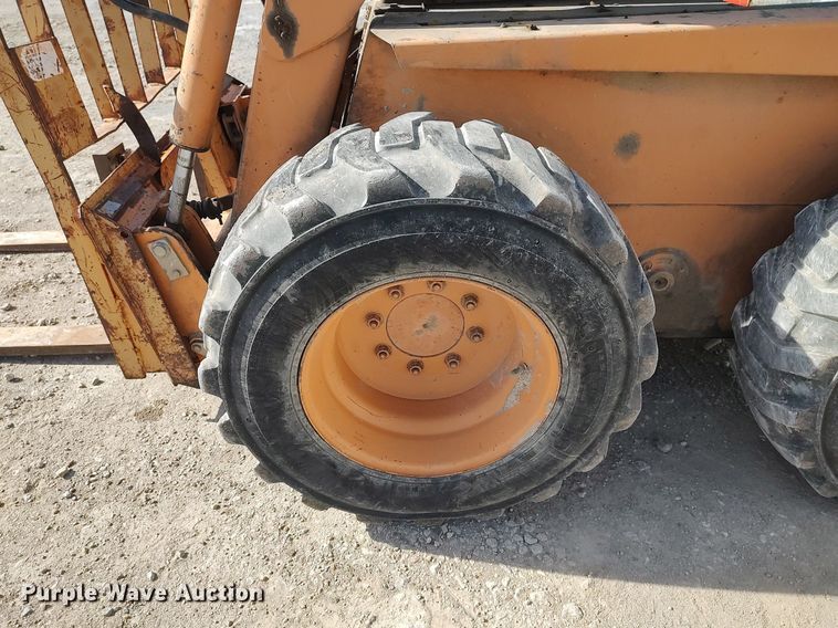 image for item DO3839 1996 Case 1845C  skid steer loader