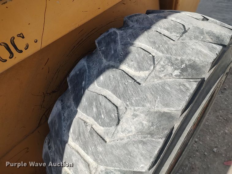 image for item DO3840 1996 Case 1845C  skid steer loader