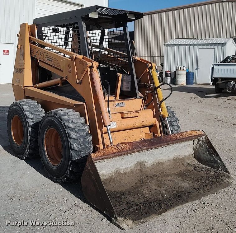image for item DO3841 2000 Case 1845C  skid steer loader