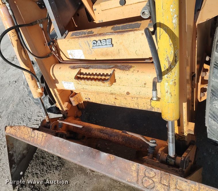 image for item DO3841 2000 Case 1845C  skid steer loader