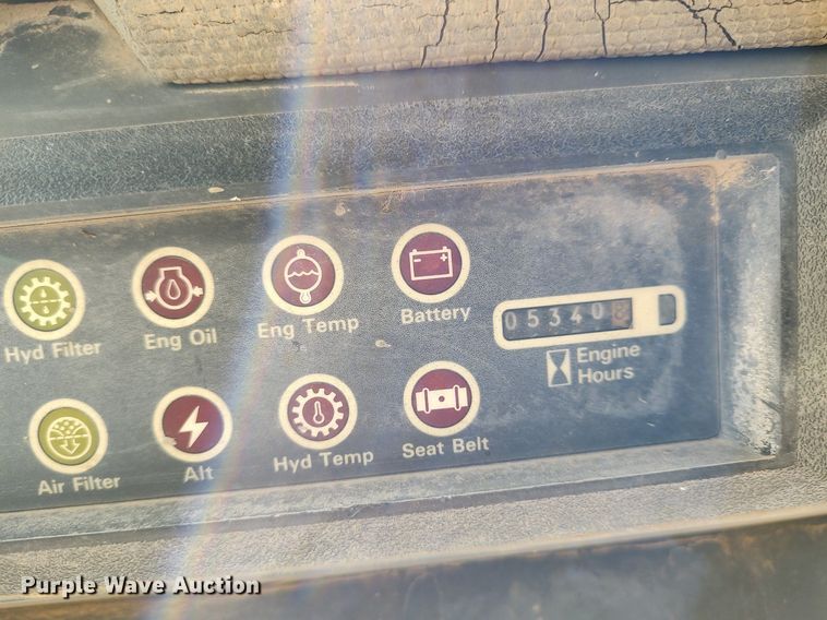 image for item DO3841 2000 Case 1845C  skid steer loader