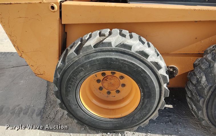 image for item DO3841 2000 Case 1845C  skid steer loader