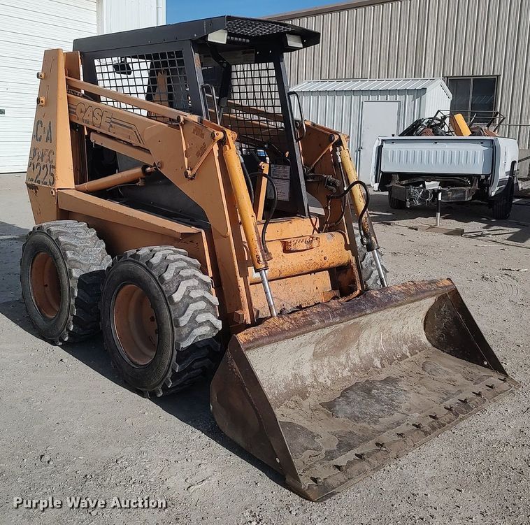image for item DO3843 2001 Case 1845C  skid steer loader