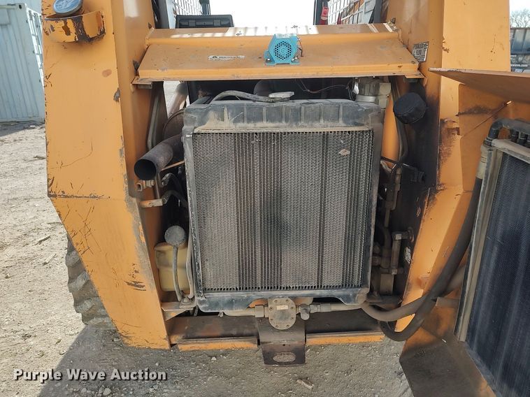 image for item DO3843 2001 Case 1845C  skid steer loader