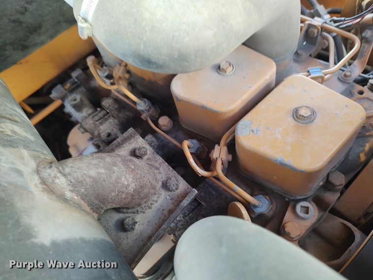 image for item DO3843 2001 Case 1845C  skid steer loader