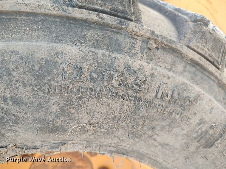 image for item DO3843 2001 Case 1845C  skid steer loader