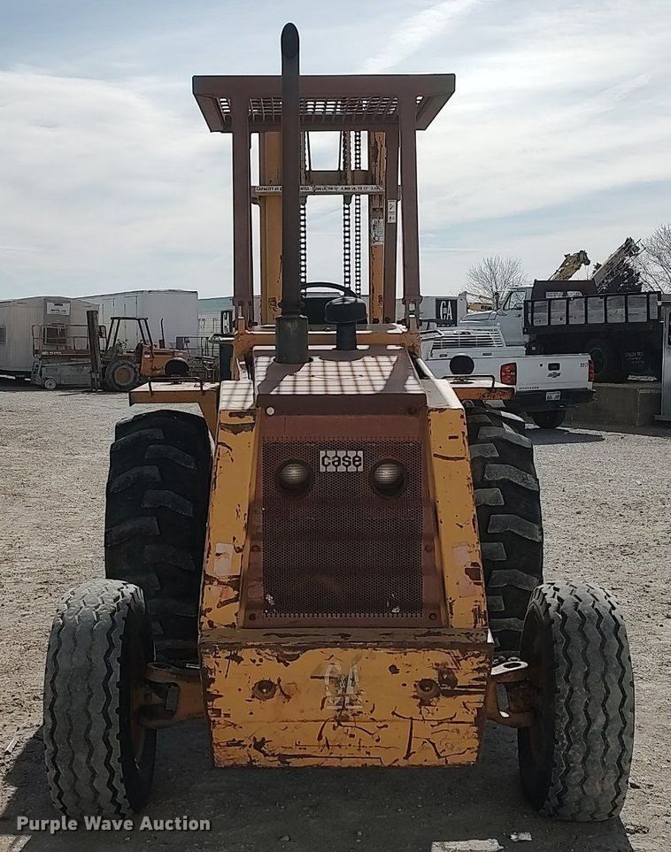 image for item DO3845 1993 Case 585E  forklift