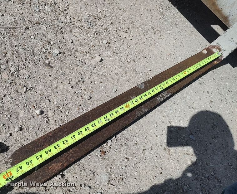 image for item DO3845 1993 Case 585E  forklift