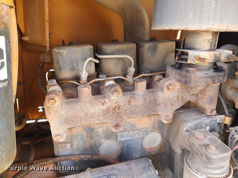 image for item DO3845 1993 Case 585E  forklift