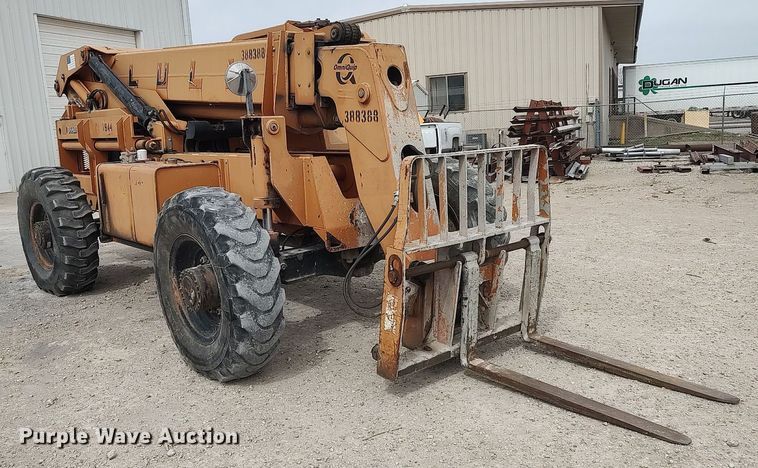 image for item DO3846 2001 Lull 644B-42  telehandler