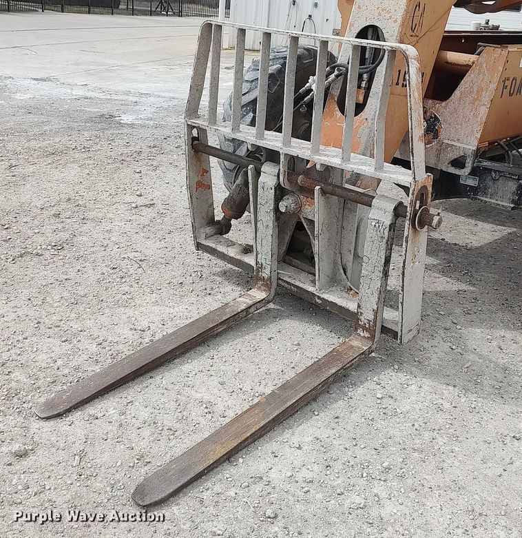 image for item DO3846 2001 Lull 644B-42  telehandler