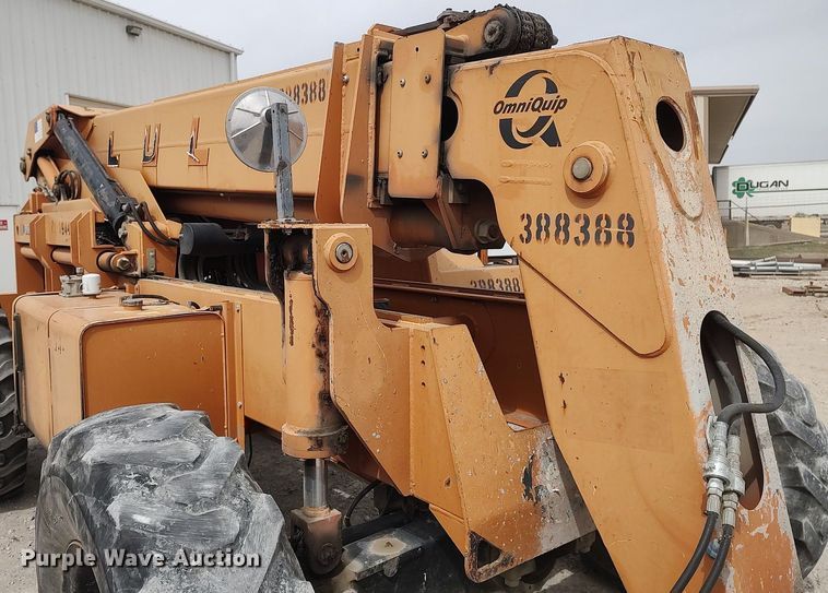 image for item DO3846 2001 Lull 644B-42  telehandler