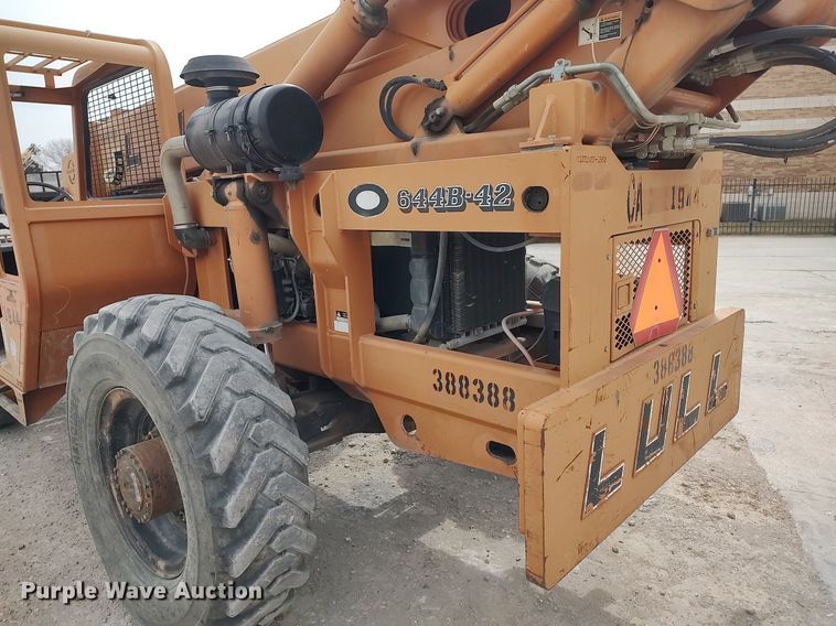 image for item DO3846 2001 Lull 644B-42  telehandler