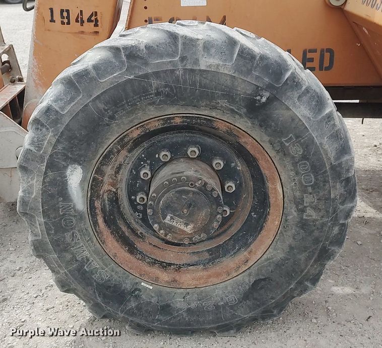 image for item DO3846 2001 Lull 644B-42  telehandler