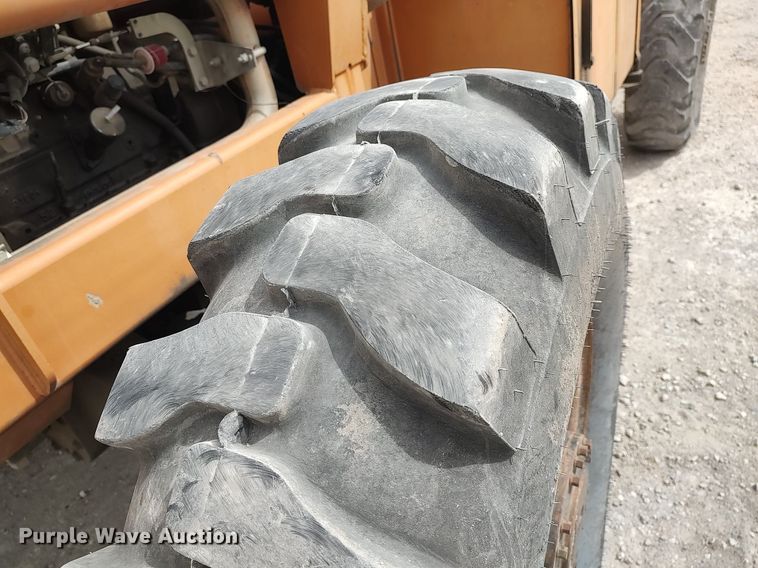 image for item DO3846 2001 Lull 644B-42  telehandler