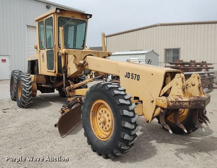 image for item DO3847 1971 John Deere 570  motor grader