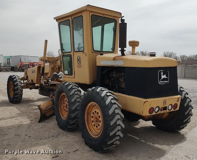 image for item DO3847 1971 John Deere 570  motor grader