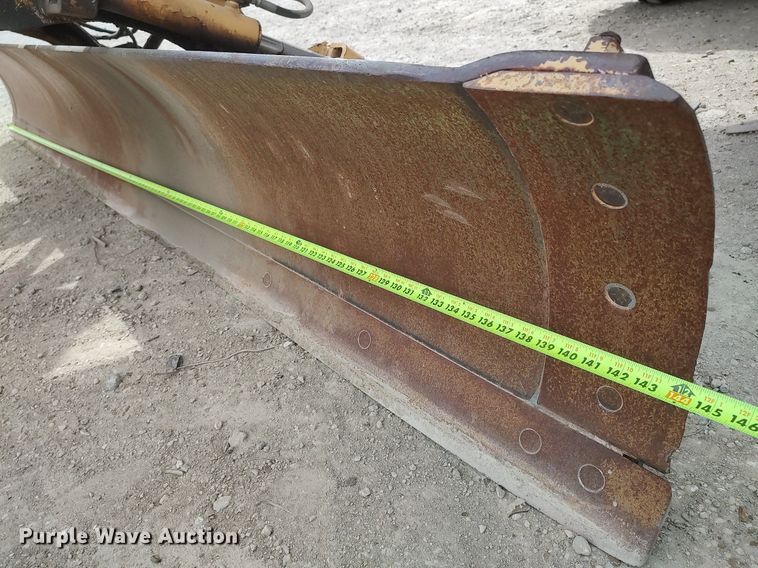 image for item DO3847 1971 John Deere 570  motor grader