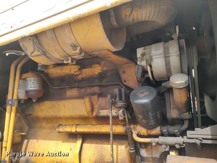 image for item DO3847 1971 John Deere 570  motor grader