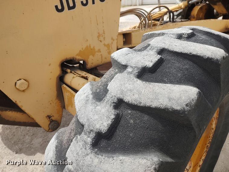 image for item DO3847 1971 John Deere 570  motor grader