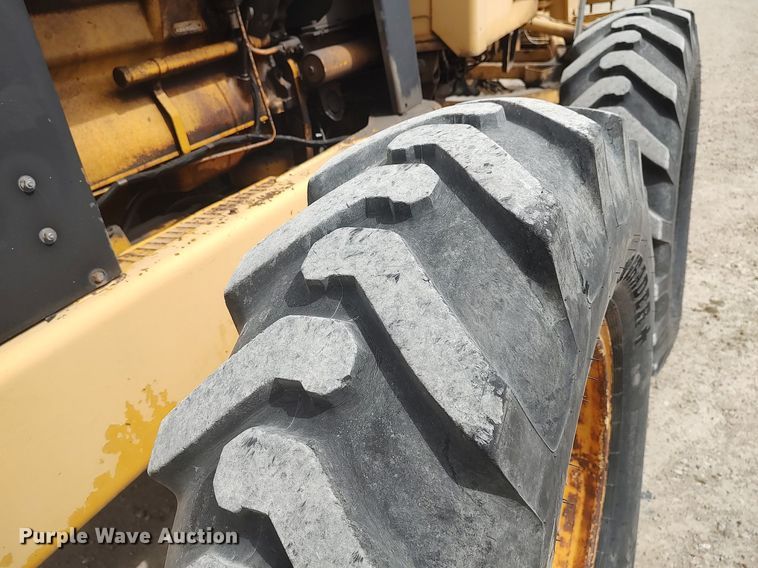 image for item DO3847 1971 John Deere 570  motor grader