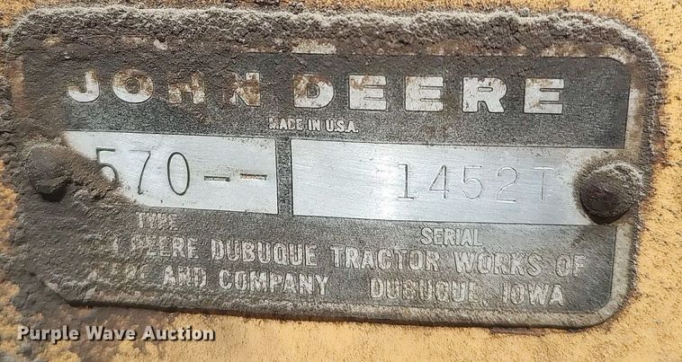 image for item DO3847 1971 John Deere 570  motor grader