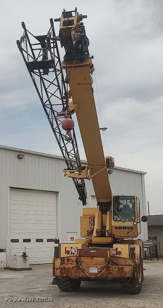 image for item DO3848 1990 Grove RT528C  crane