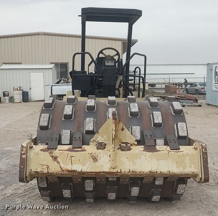 image for item DO3849 1998 Ingersoll Rand SD-70F  single drum vibratory roller