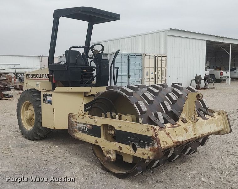 image for item DO3849 1998 Ingersoll Rand SD-70F  single drum vibratory roller