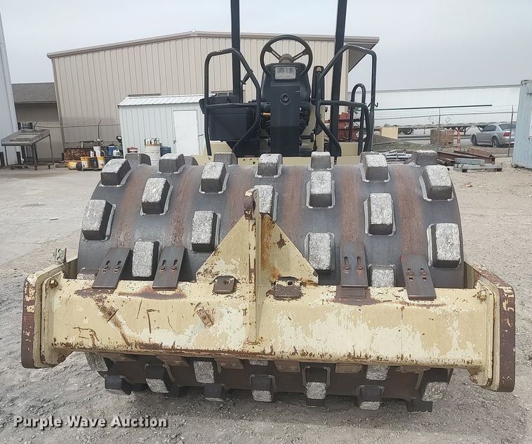 image for item DO3849 1998 Ingersoll Rand SD-70F  single drum vibratory roller