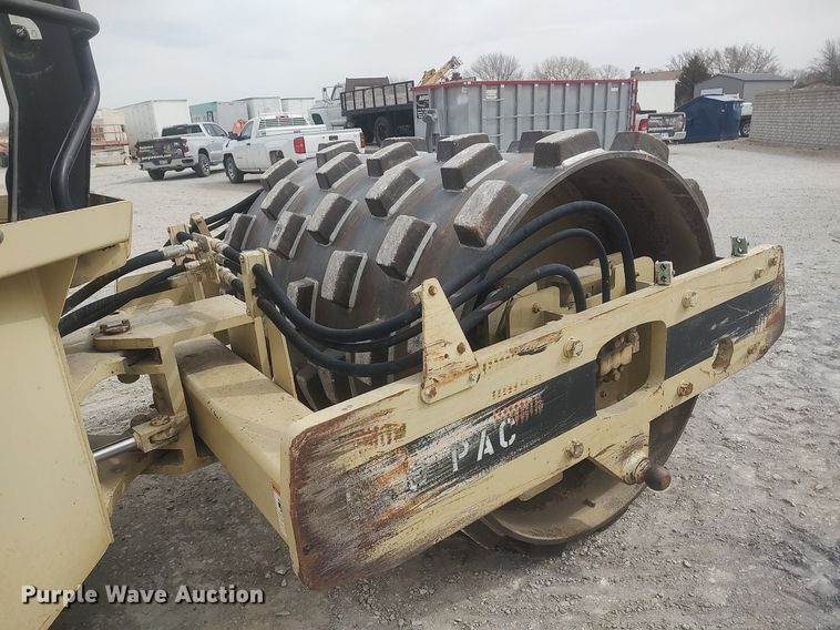 image for item DO3849 1998 Ingersoll Rand SD-70F  single drum vibratory roller