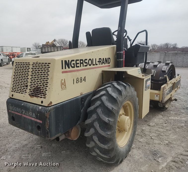 image for item DO3849 1998 Ingersoll Rand SD-70F  single drum vibratory roller