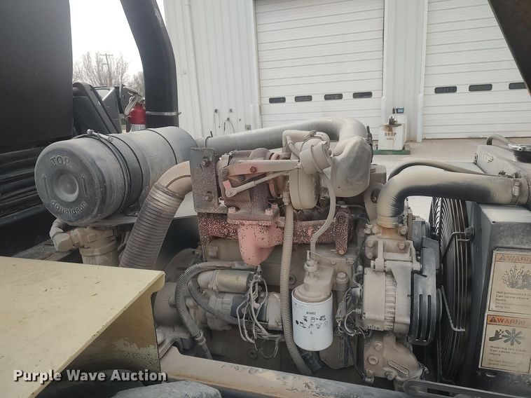 image for item DO3849 1998 Ingersoll Rand SD-70F  single drum vibratory roller